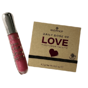 essence Set - PALETA DE OJOS DAILY DOSE OF LOVE + brillo de labios shine shine shine